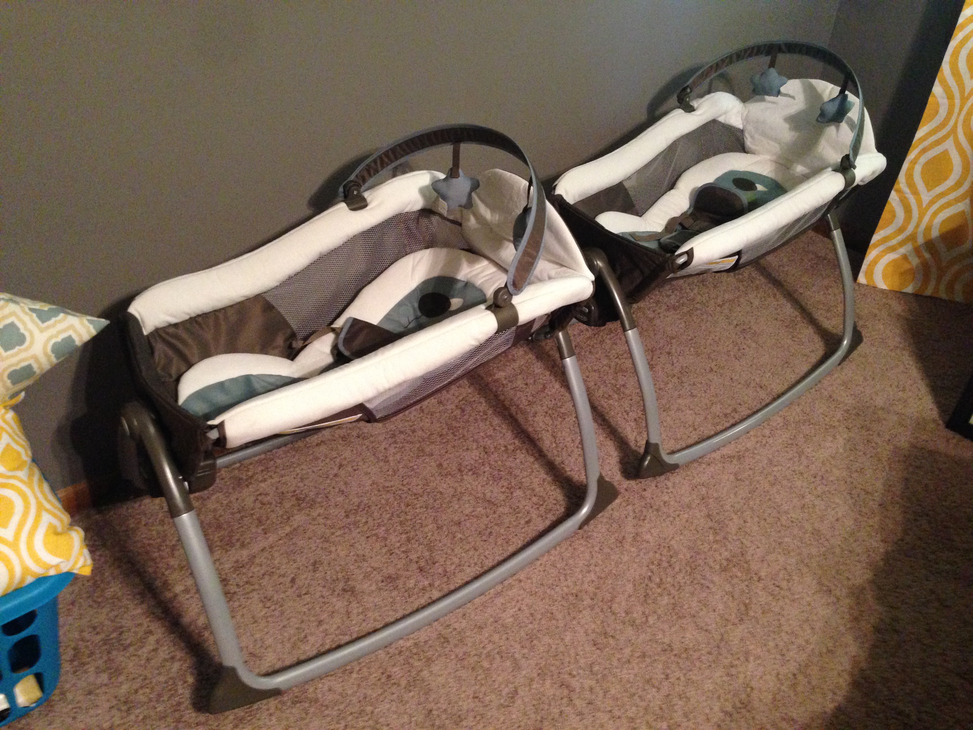 graco pack and play twins